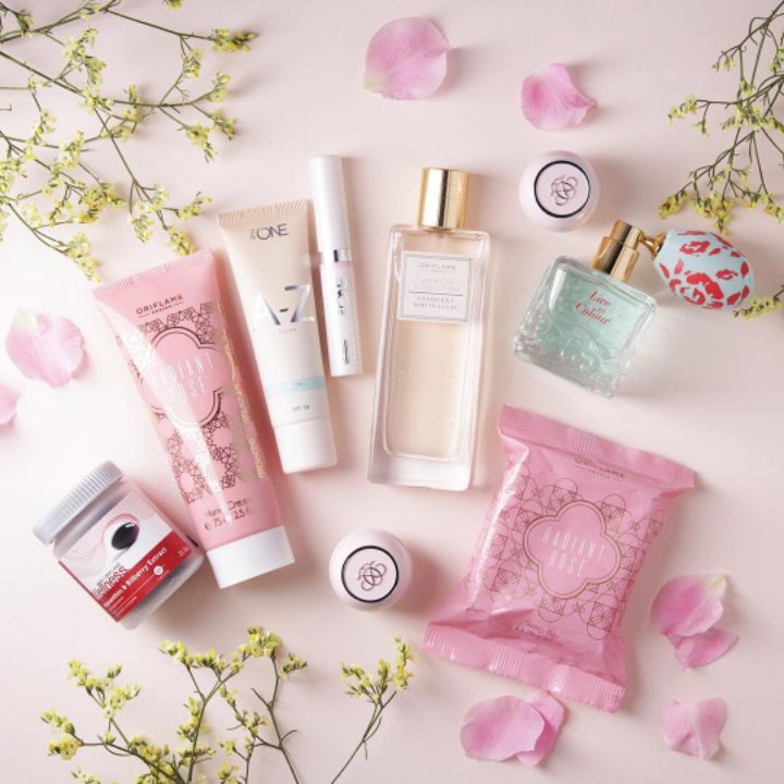 Увлажняющий комплекс Frosted Cake купить со скидкой в секс шопе  Косметика  Уход за телом