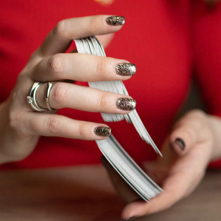 Таролог, психолог, енергетичні практики.