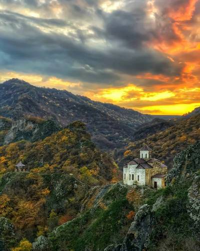 Шаонинский храм в домбае фото